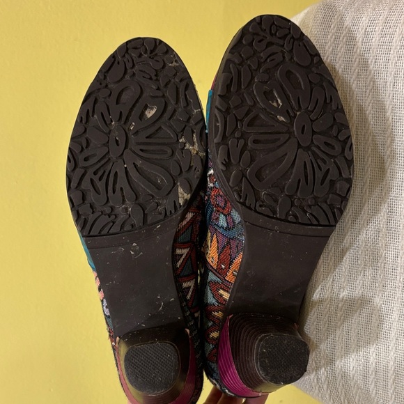 Colorful Women's Ankle Boots - Picture 5 of 5